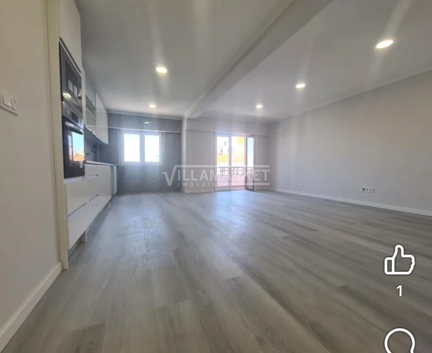 Apartamento T4 para Venda em Amora Foto 2