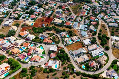 Moradia T4 para Venda em Mexilhoeira Grande