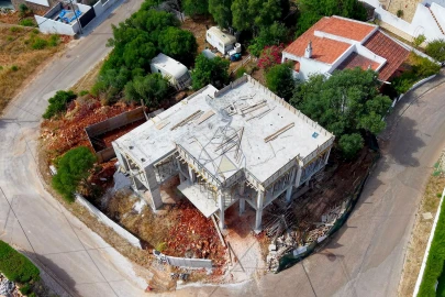Moradia T4 para Venda em Mexilhoeira Grande