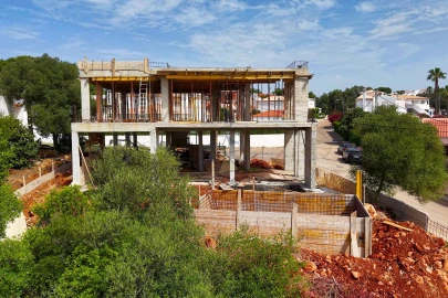 Moradia T4 para Venda em Mexilhoeira Grande