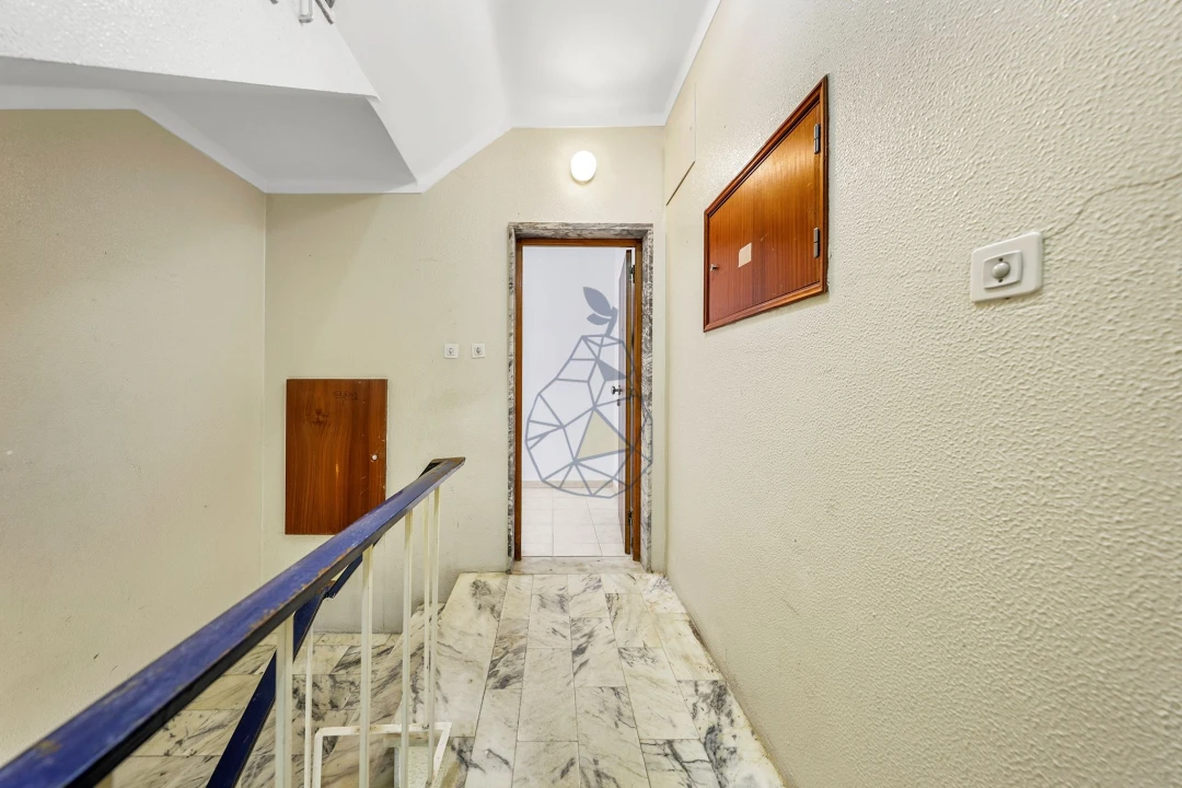 Apartamento T2 para Venda em Portimão Foto 34
