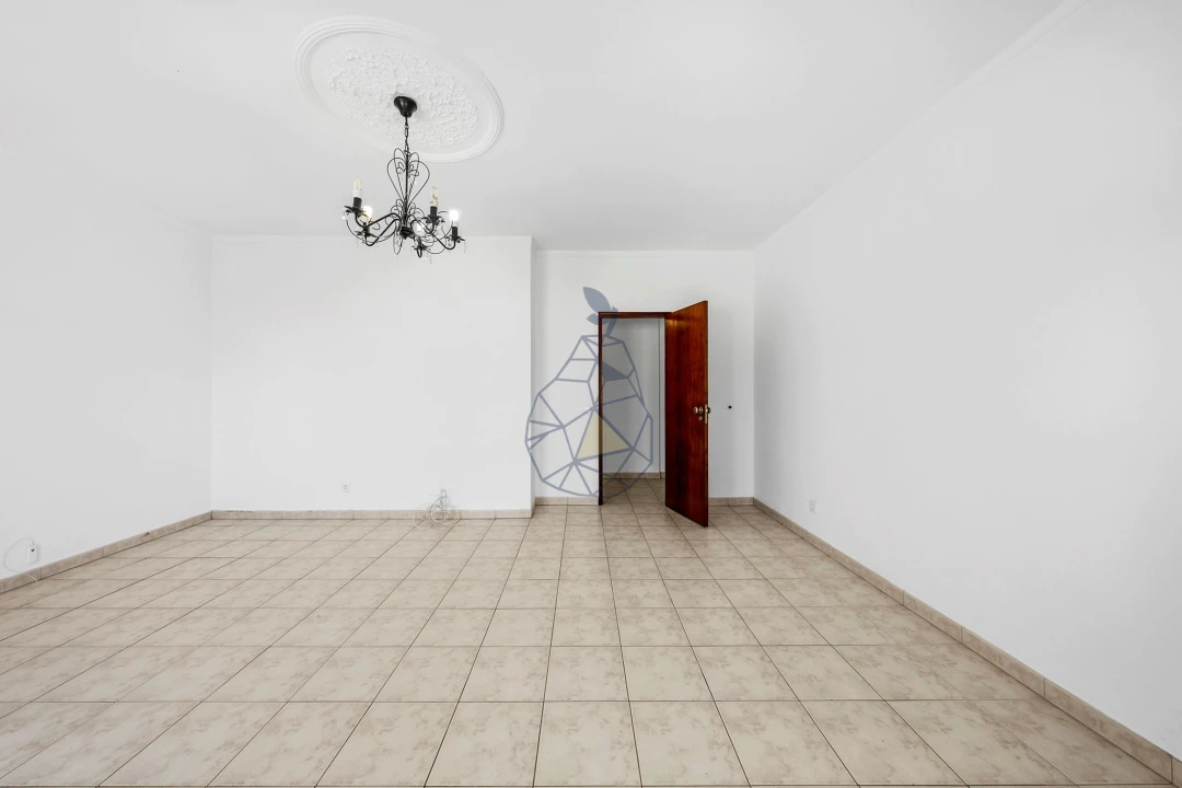 Apartamento T2 para Venda em Portimão Foto 10