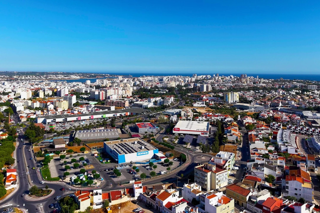 Apartamento T2 para Venda em Portimão Foto 41