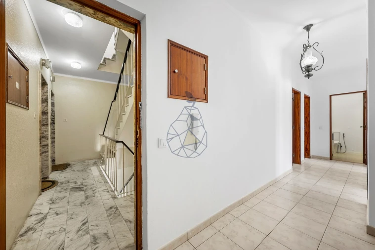 Apartamento T2 para Venda em Portimão Foto 33