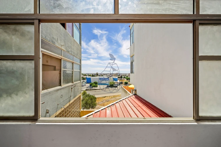 Apartamento T2 para Venda em Portimão Foto 18