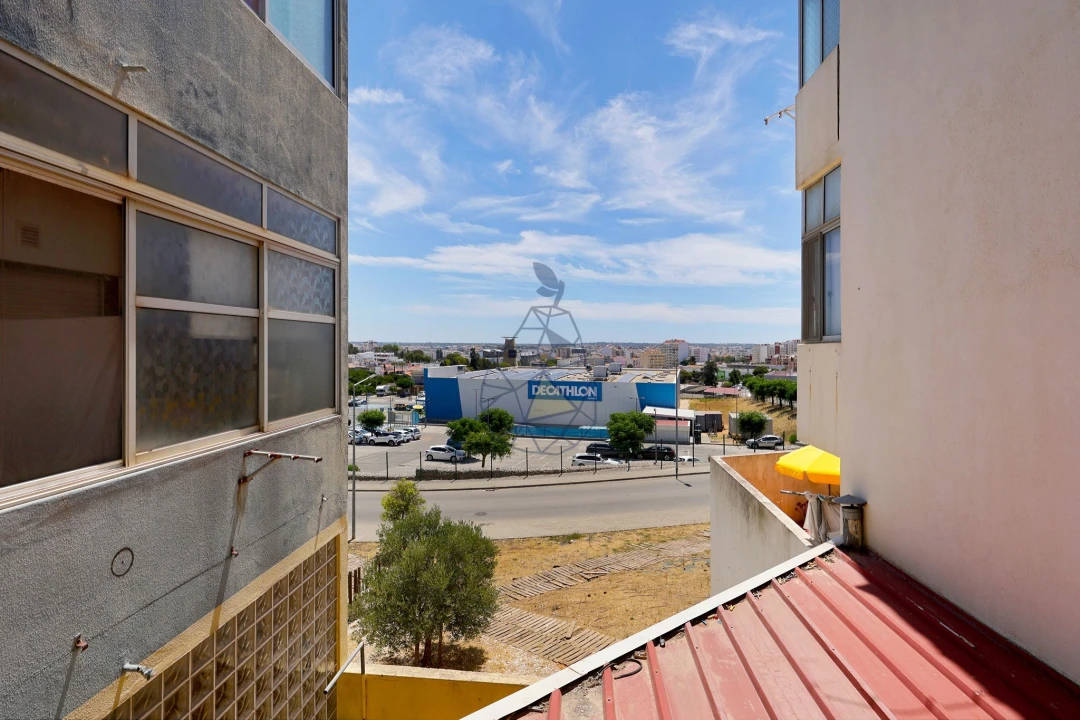 Apartamento T2 para Venda em Portimão Foto 15