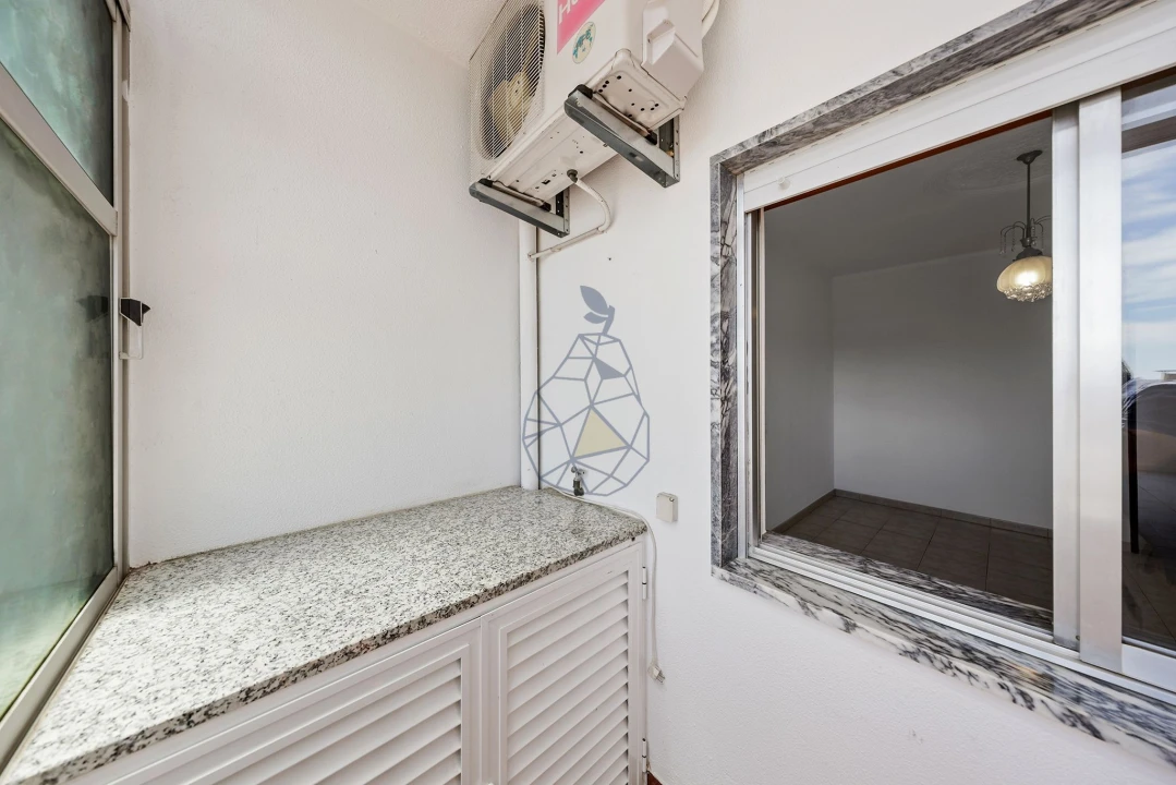 Apartamento T2 para Venda em Portimão Foto 17