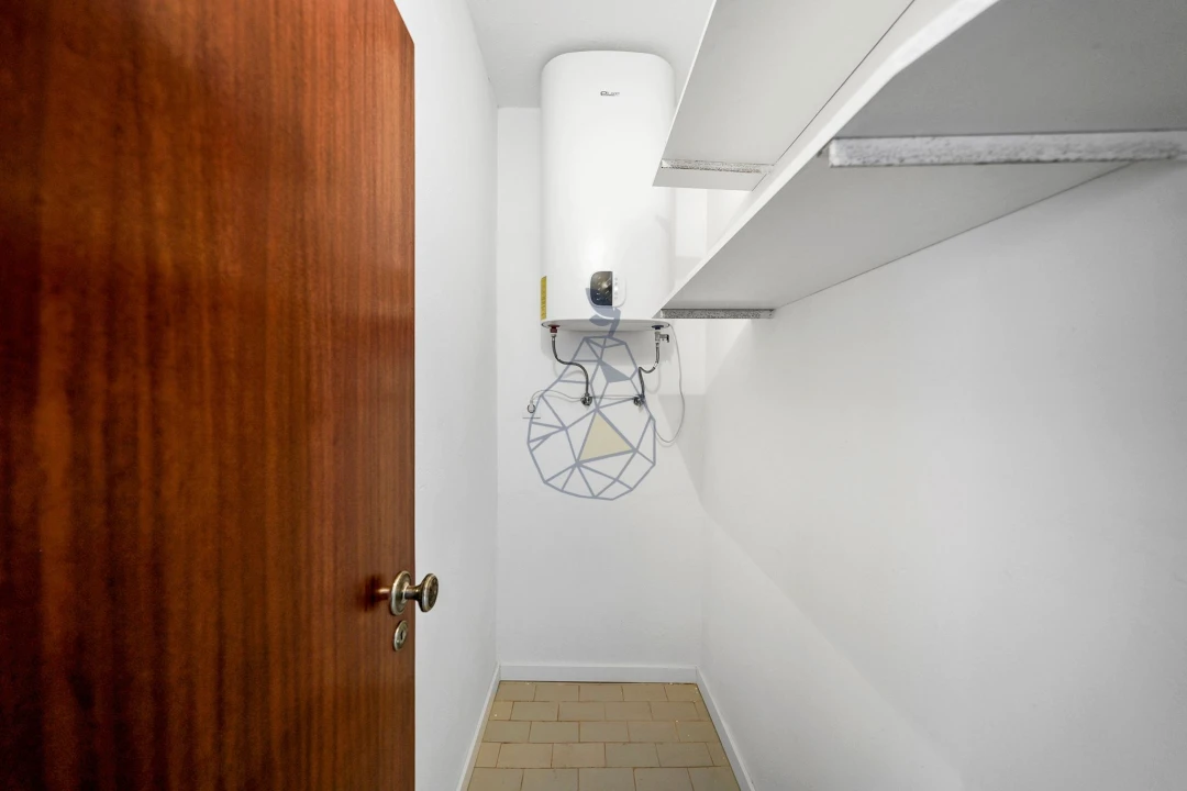 Apartamento T2 para Venda em Portimão Foto 13