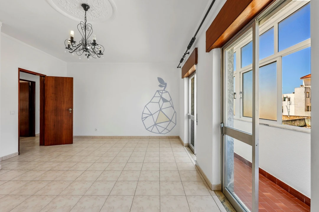 Apartamento T2 para Venda em Portimão Foto 7