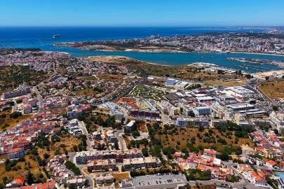 Apartamento T3 para Venda em Ferragudo