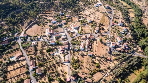 Moradia T2 para Venda em Sobreira Formosa e Alvito da Beira