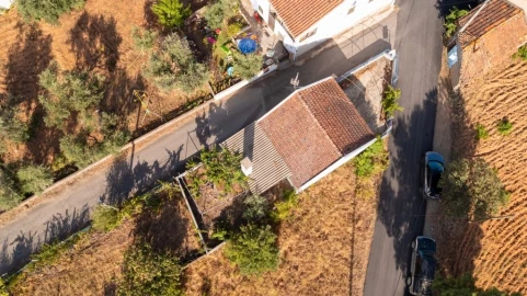 Moradia T2 para Venda em Sobreira Formosa e Alvito da Beira