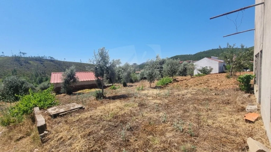 Moradia T2 para Venda em Sobreira Formosa e Alvito da Beira Foto 36