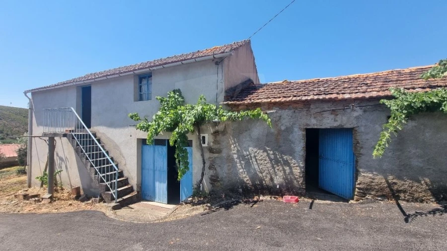 Moradia T2 para Venda em Sobreira Formosa e Alvito da Beira Foto 35