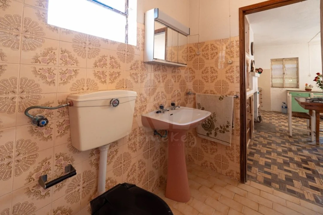 Quinta T4 para Venda em Santo Andre das Tojeiras Foto 14