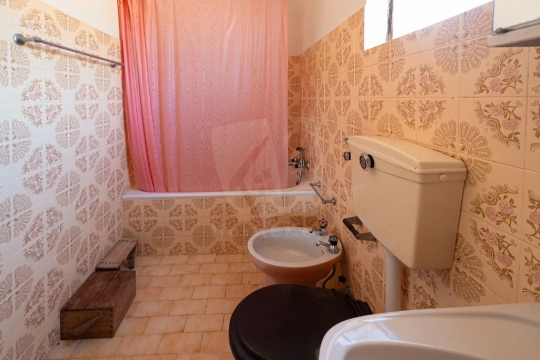 Quinta T4 para Venda em Santo Andre das Tojeiras Foto 15
