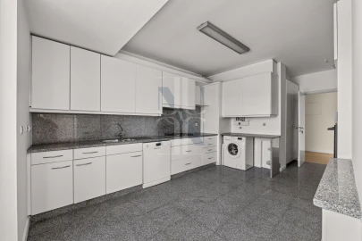 Apartamento T3 para Venda em Campo de Ourique
