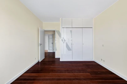 Apartamento T3 para Venda em Campo de Ourique