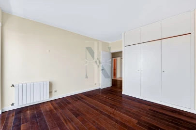 Apartamento T3 para Venda em Campo de Ourique