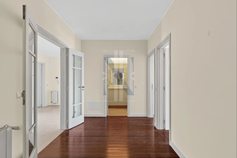 Apartamento T3 para Venda em Campo de Ourique Foto 29