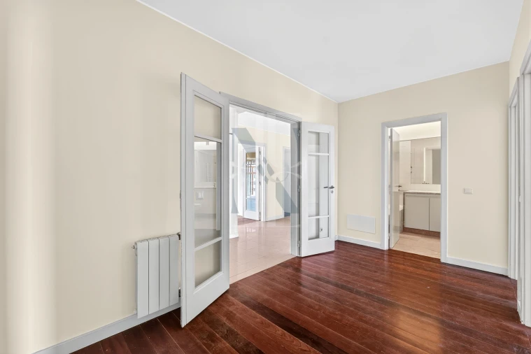 Apartamento T3 para Venda em Campo de Ourique Foto 31