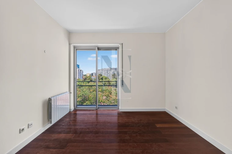 Apartamento T3 para Venda em Campo de Ourique Foto 22