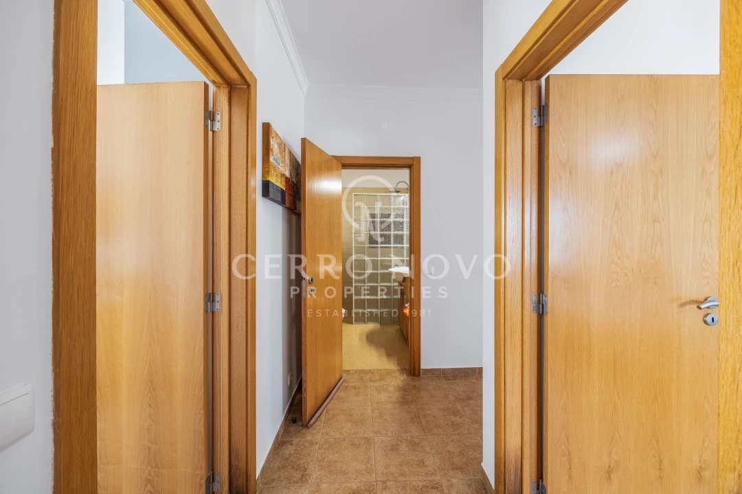 Moradia T3 para Venda em Guia Foto 10