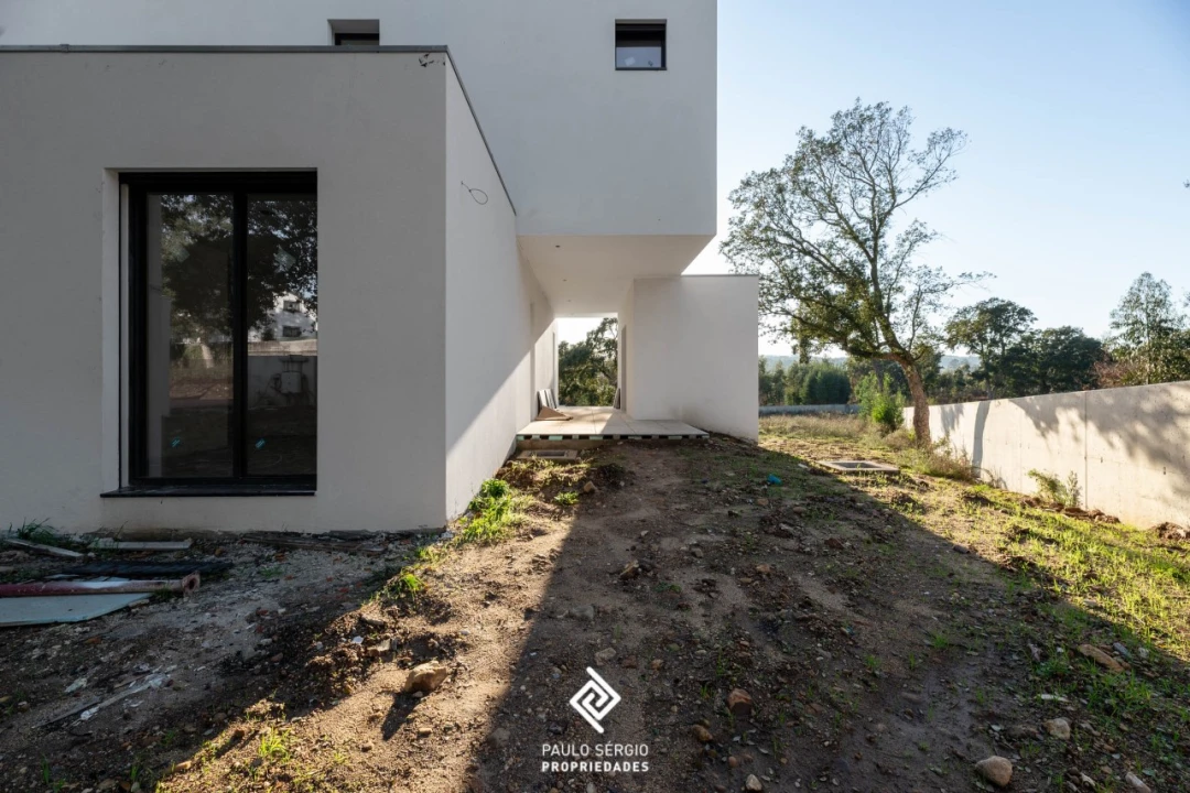 Moradia T4 para Venda em Pedroso e Seixezelo Foto 8
