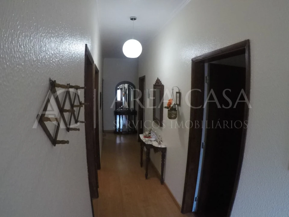 Moradia T3 para Venda em Faial Foto 6