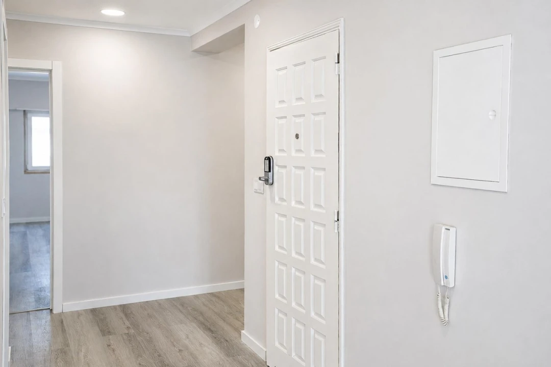 Apartamento T4 para Venda em Amora Foto 3