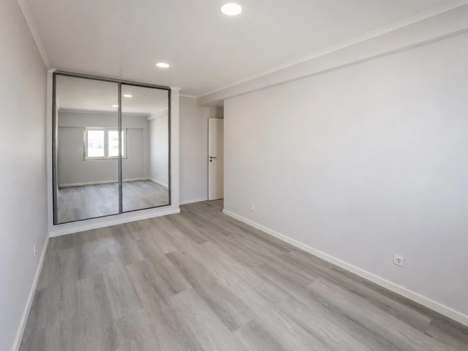Apartamento T4 para Venda em Amora Foto 7