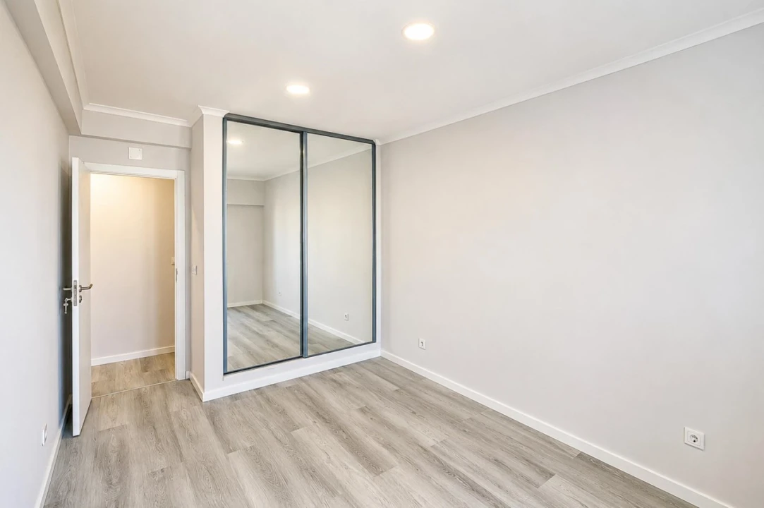 Apartamento T4 para Venda em Amora Foto 15
