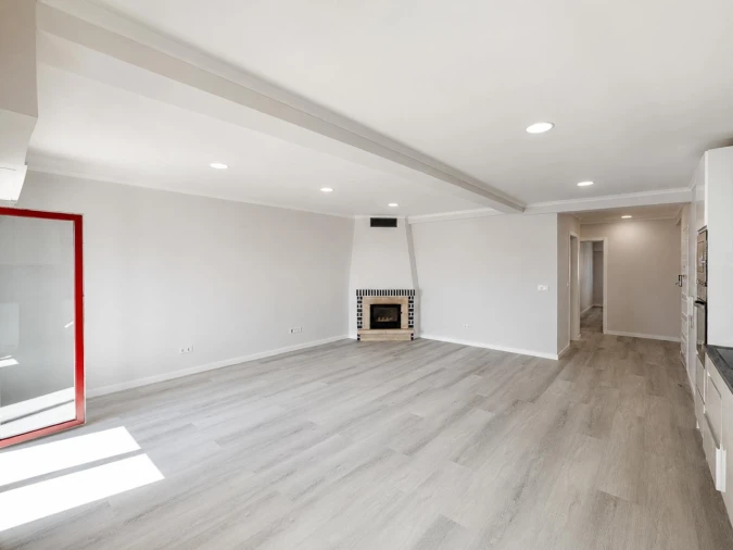 Apartamento T4 para Venda em Amora Foto 4