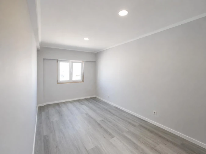 Apartamento T4 para Venda em Amora Foto 8