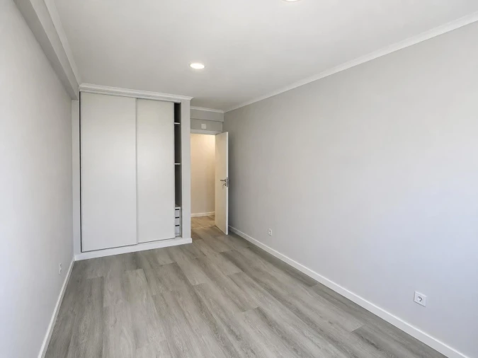 Apartamento T4 para Venda em Amora Foto 13