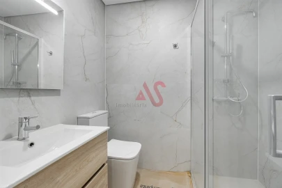 Apartamento T2 para Venda em Caldas de Vizela (São Miguel e São João)