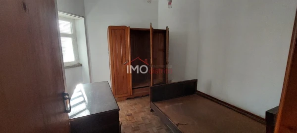 Moradia T8 para Venda em Sé e São Lourenço