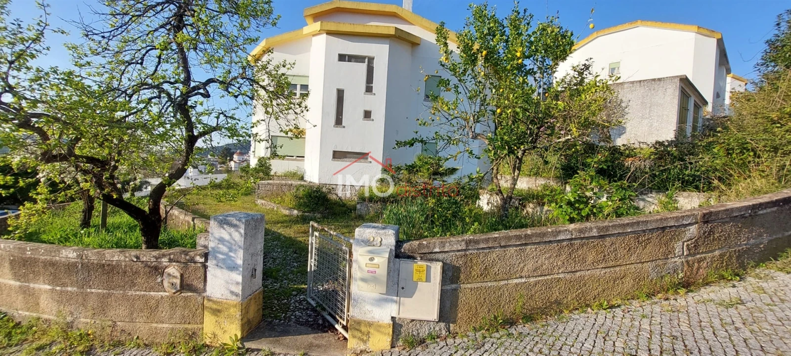 Moradia T8 para Venda em Sé e São Lourenço Foto 2