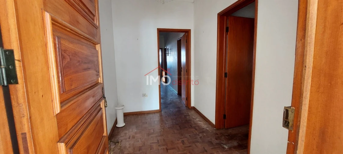 Moradia T8 para Venda em Sé e São Lourenço Foto 19