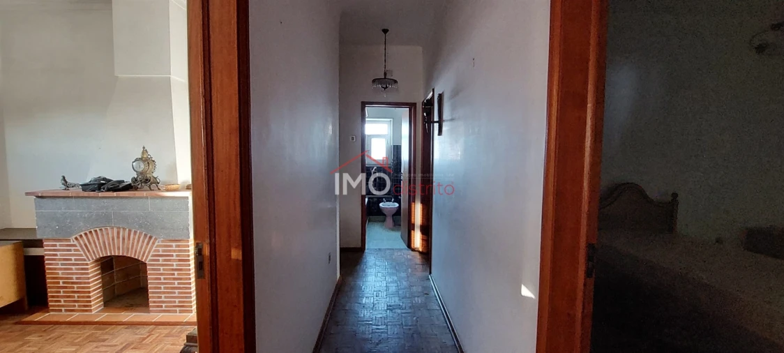 Moradia T8 para Venda em Sé e São Lourenço Foto 11