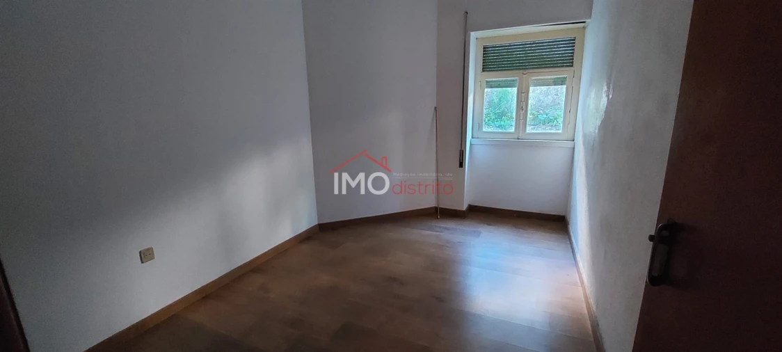 Moradia T8 para Venda em Sé e São Lourenço Foto 32