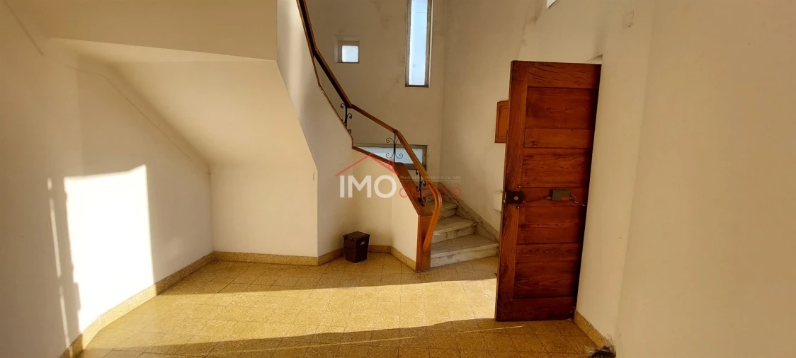 Moradia T8 para Venda em Sé e São Lourenço Foto 16