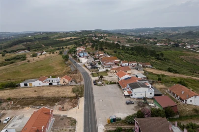 Moradia T4 para Venda em Painho e Figueiros