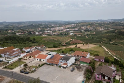 Moradia T4 para Venda em Painho e Figueiros