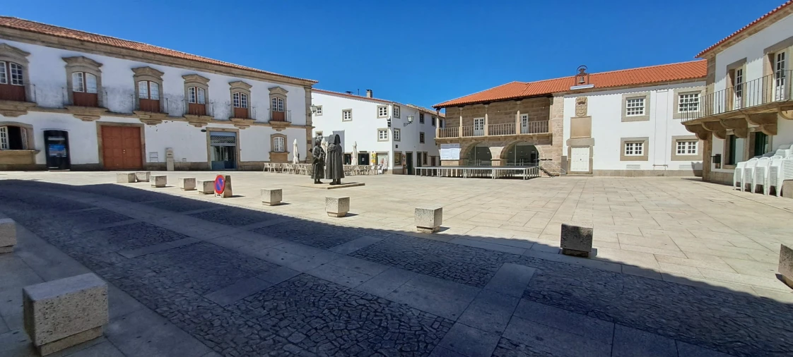 Moradia T3 para Venda em Miranda do Douro Foto 6