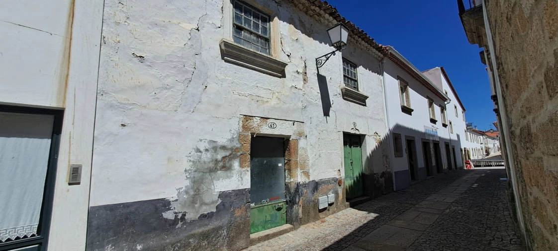 Moradia T3 para Venda em Miranda do Douro Foto 14