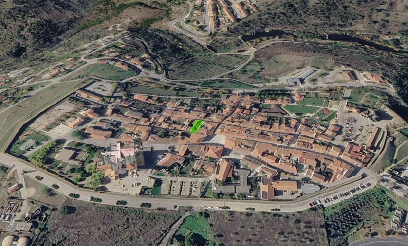 Moradia T3 para Venda em Miranda do Douro Foto 5