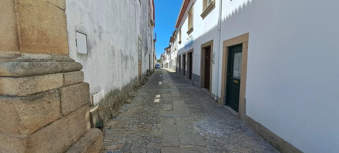 Moradia T3 para Venda em Miranda do Douro Foto 10