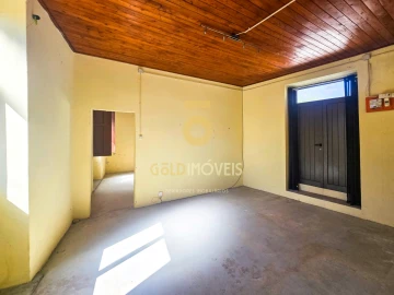 Moradia T2 para Venda em O. Azeméis, Riba-Ul, Ul, Macinhata Seixa, Madail