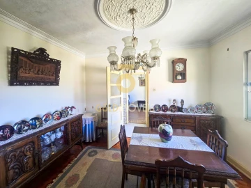 Moradia T2 para Venda em O. Azeméis, Riba-Ul, Ul, Macinhata Seixa, Madail